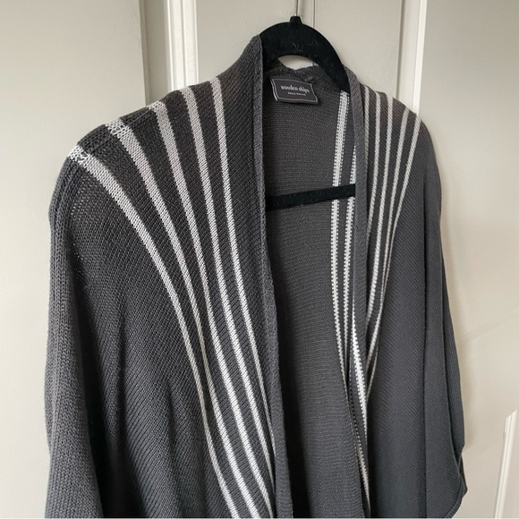Wooden Ships Open Front Gray and White Stripped Cardigan - Picture 5 of 8